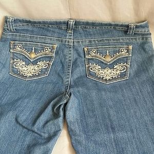 ROZ&ALI Capris Pants Blue Jeans 16 Denim